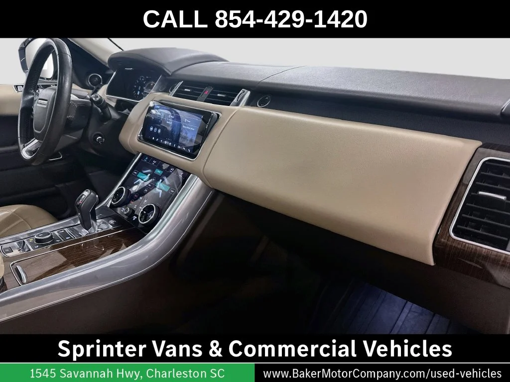 Used 2019 Firenze Red Metallic Land Rover HSE image 30