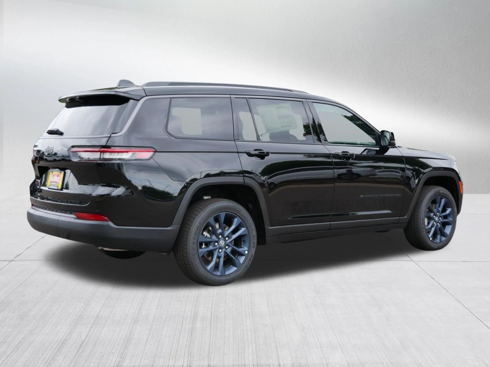 New 2026 Diamond Black Crystal Pearl-Coat Exterior Paint Jeep 85th Anniversary Edition image 7