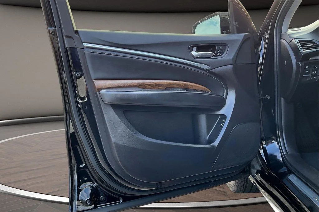 Used 2020  Acura Advance image 22
