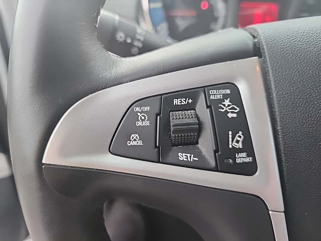 Used 2016 White GMC Denali image 18