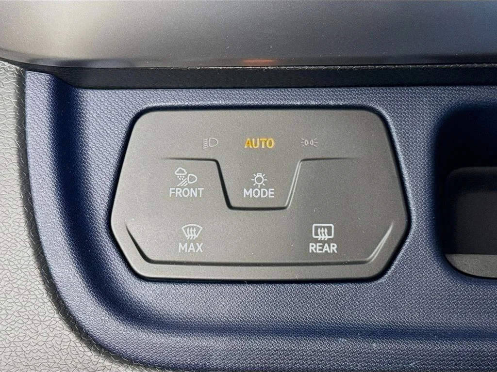 2025 Volkswagen ID. Buzz PRO S - Photo 42