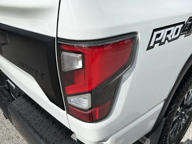 Used 2024 White Nissan PRO-4X image 9