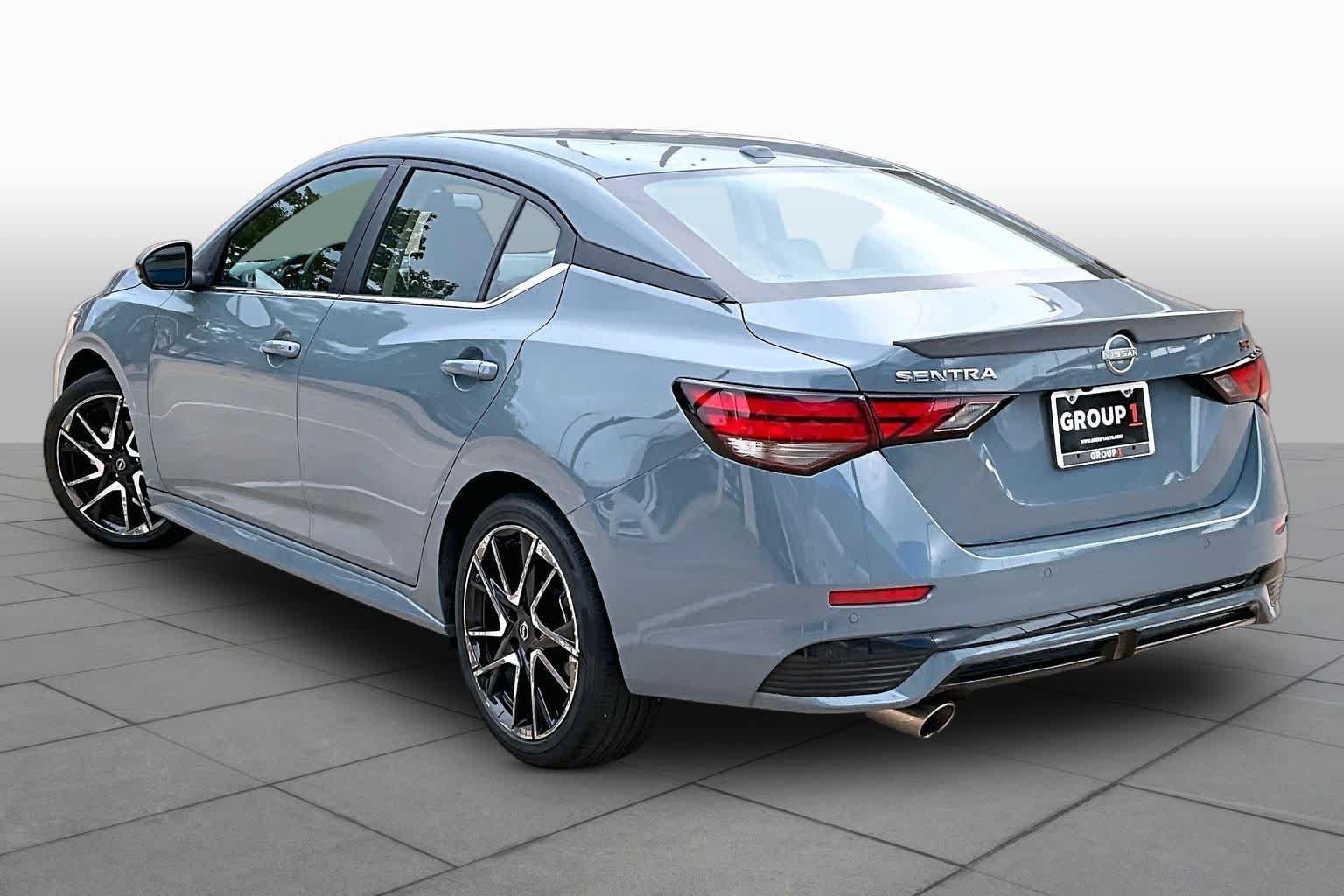 Used 2024 Atlantic Gray Metallic Nissan SR image 12