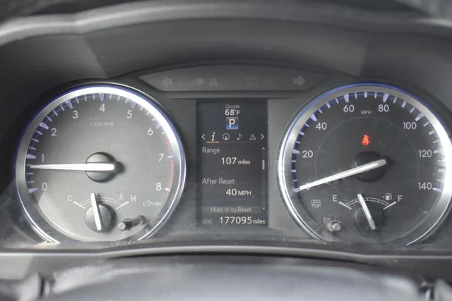 Used 2016 Gray Toyota Limited image 28