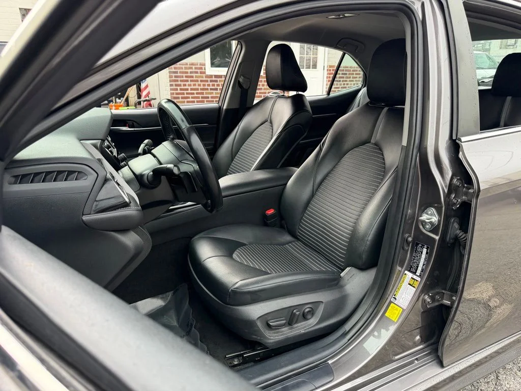 Used 2020 Gray Toyota SE image 14