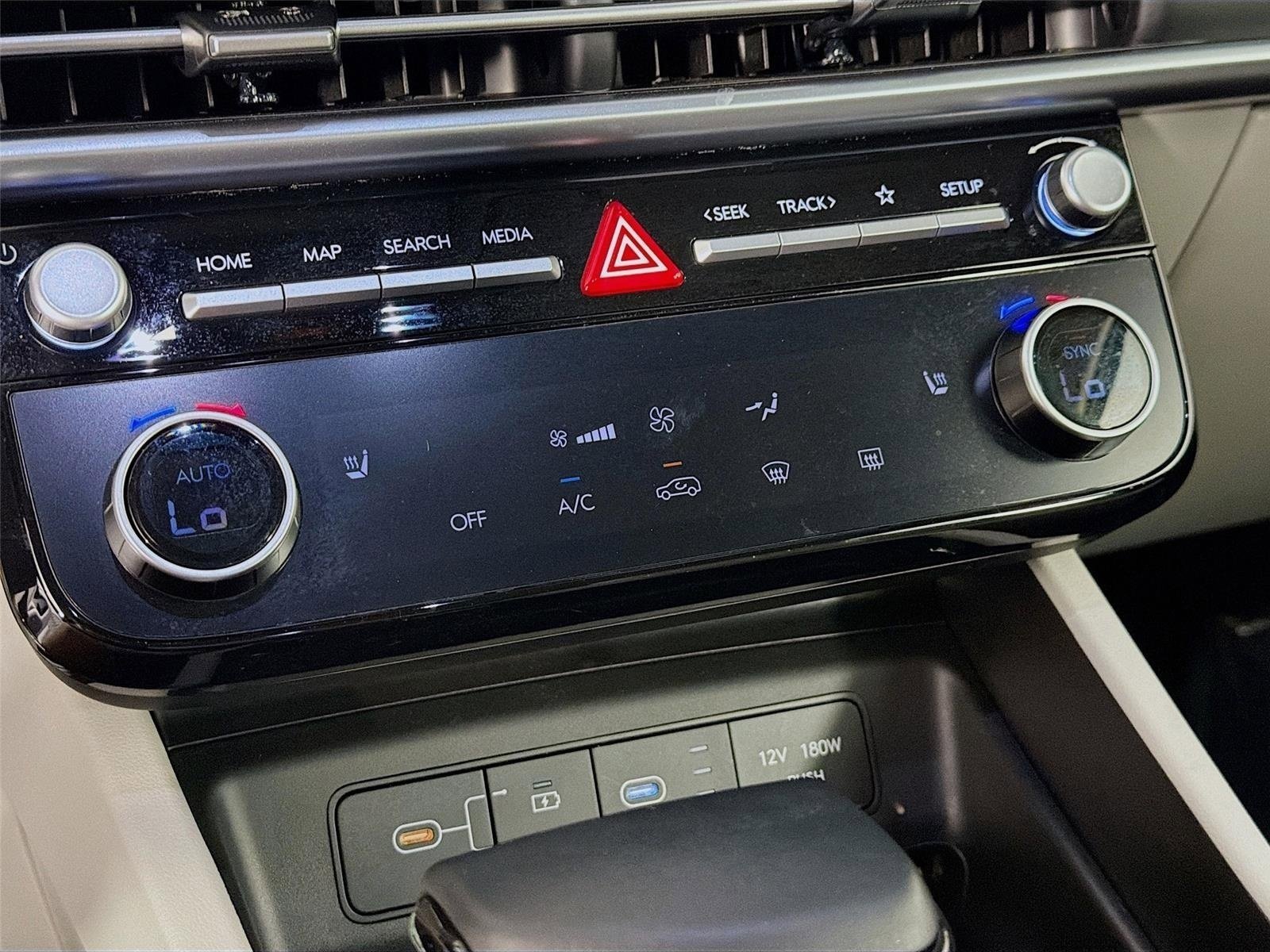 Used 2025 Phantom Black Hyundai SEL Convenience image 18