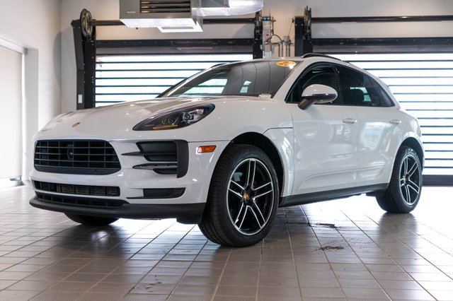 2020 Porsche Macan Base