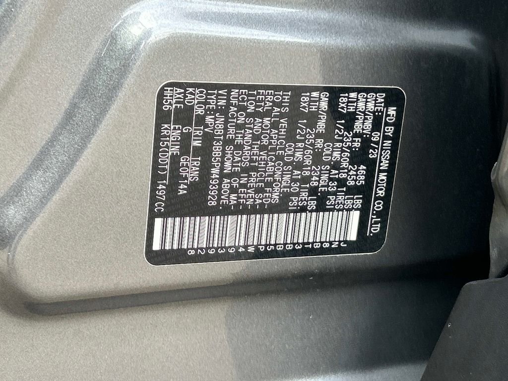 Used 2023 Gray Nissan SV image 10