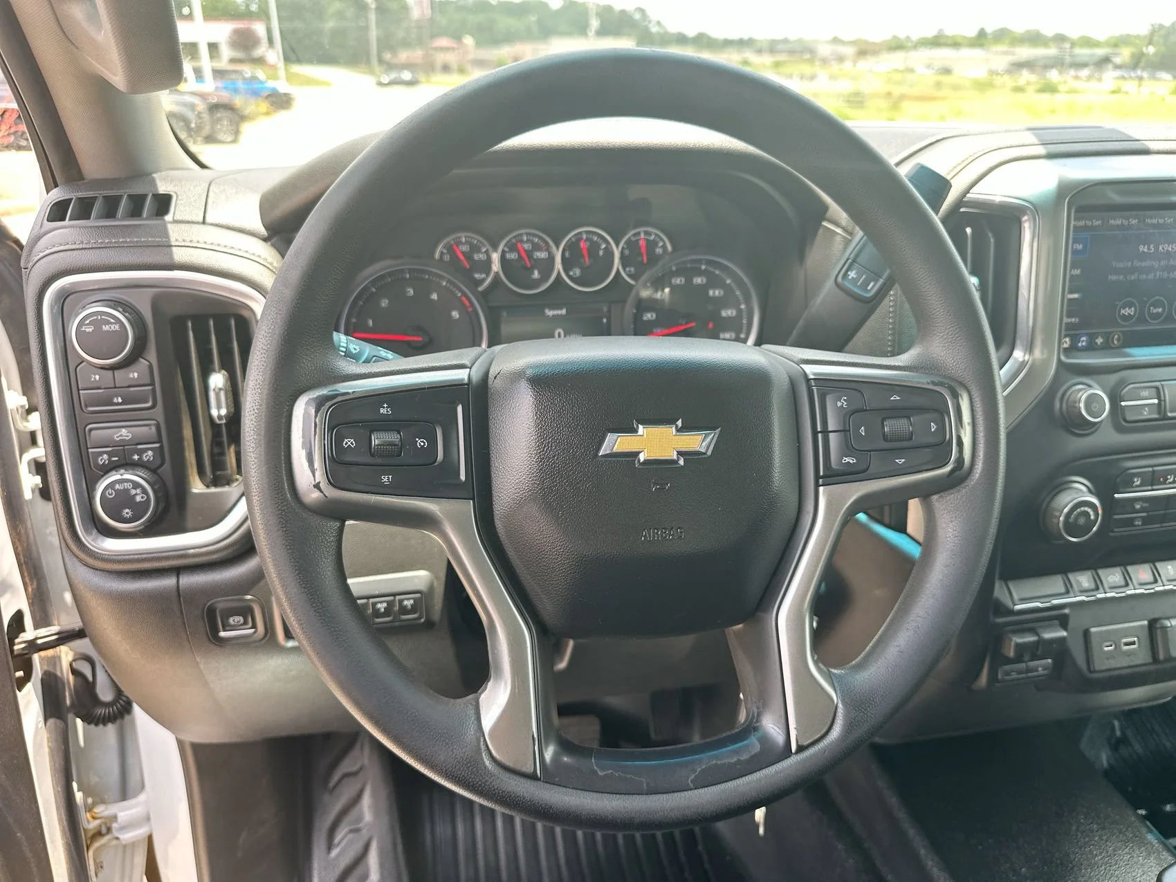 Used 2021 Summit White Chevrolet LT image 14