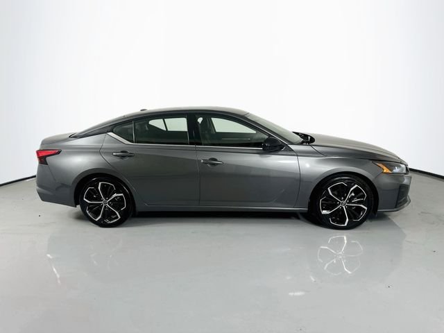 Used 2024 Gray Nissan 2.5 SR image 10