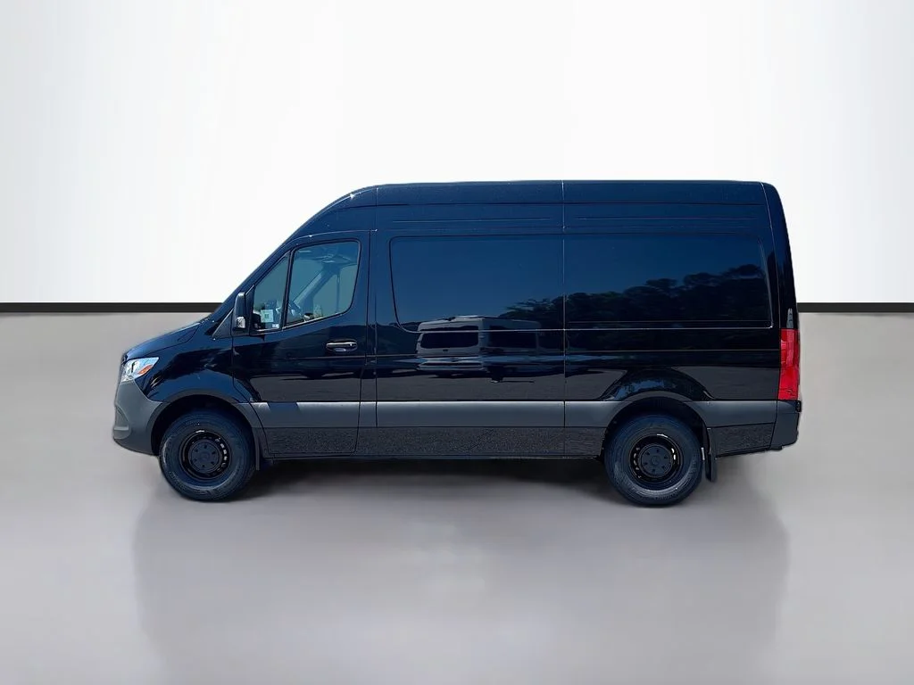 New 2026  Mercedes-Benz Cargo 144 WB image 9