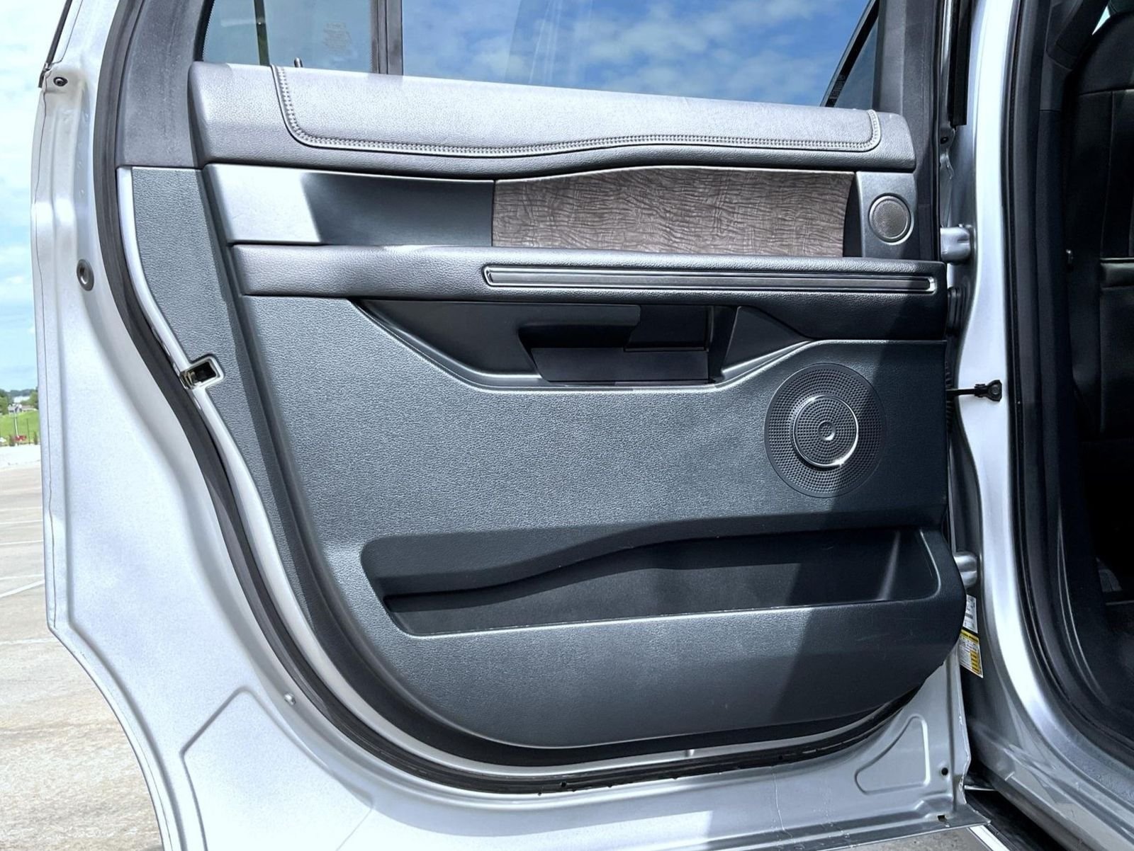 Used 2021 Silver Ford Limited image 23
