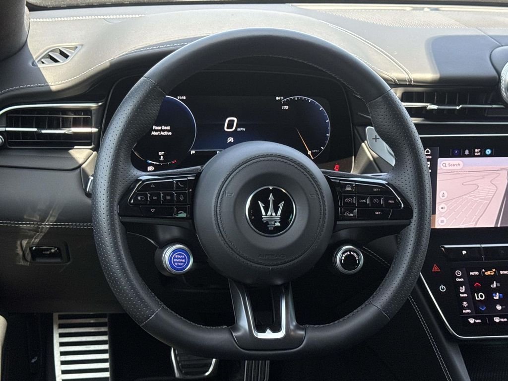 Used 2025  Maserati Modena image 7