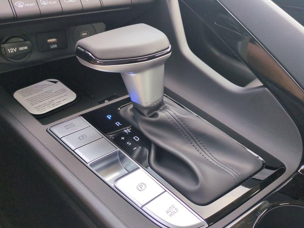 New 2026 White Hyundai Limited image 20