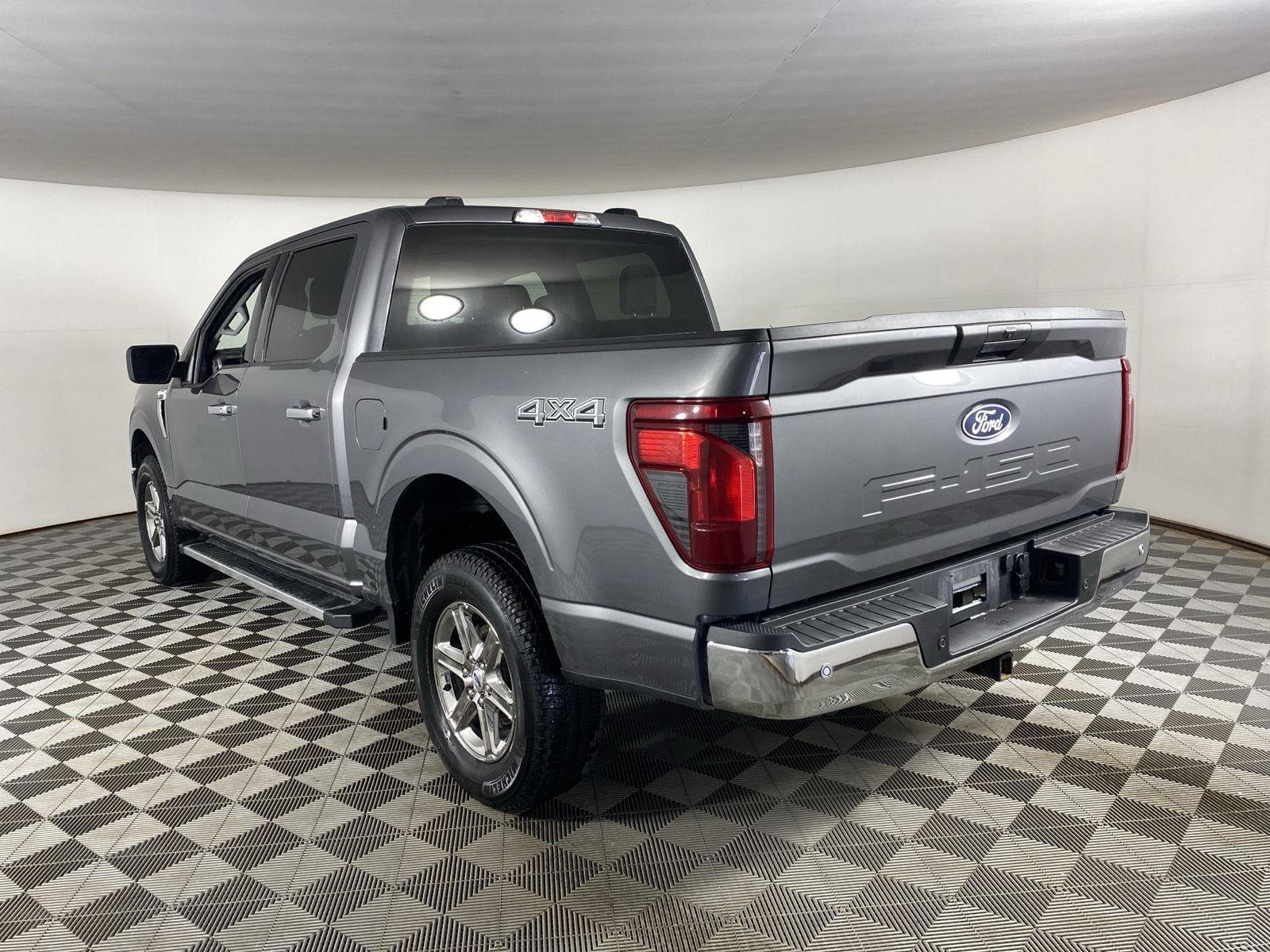Used 2025 Carbonized Gray Ford XLT image 5