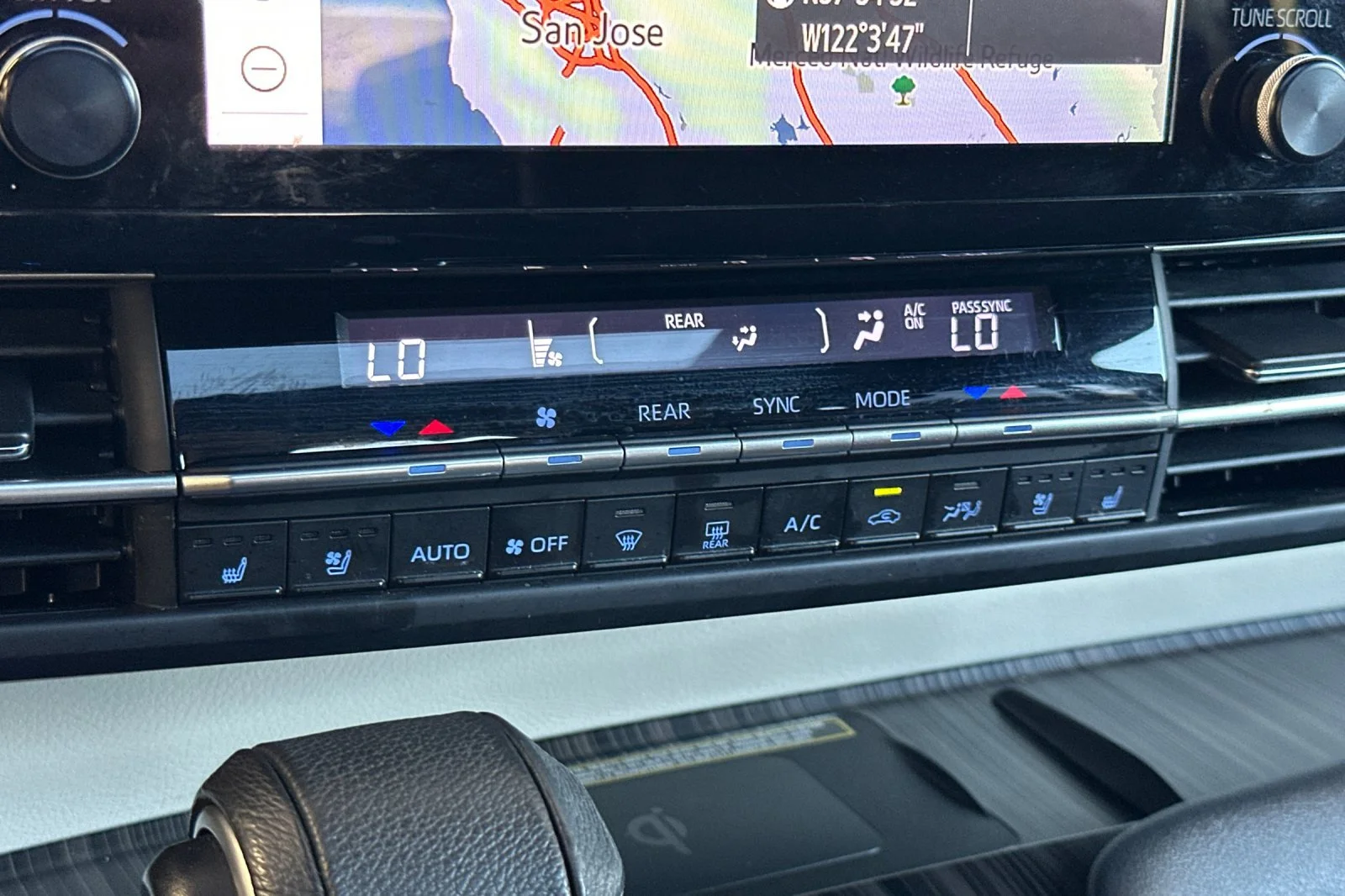 2021 Toyota Sienna Platinum - Photo 28