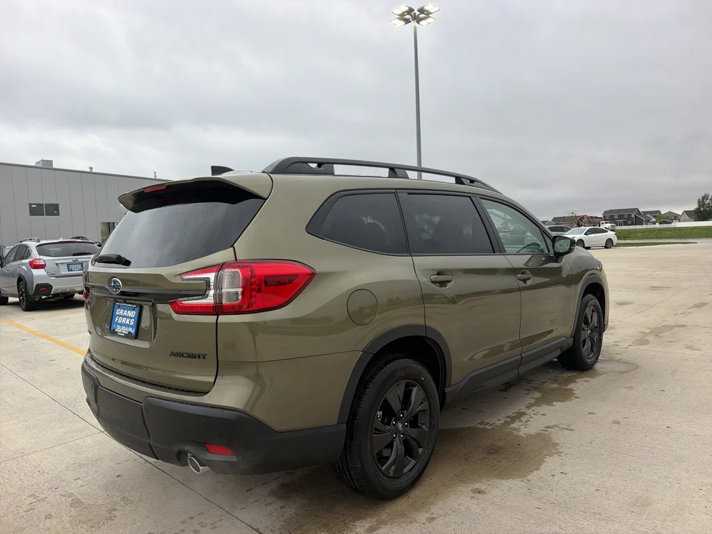 New 2027 AUTUMN GREEN METALLIC Subaru Premium image 5