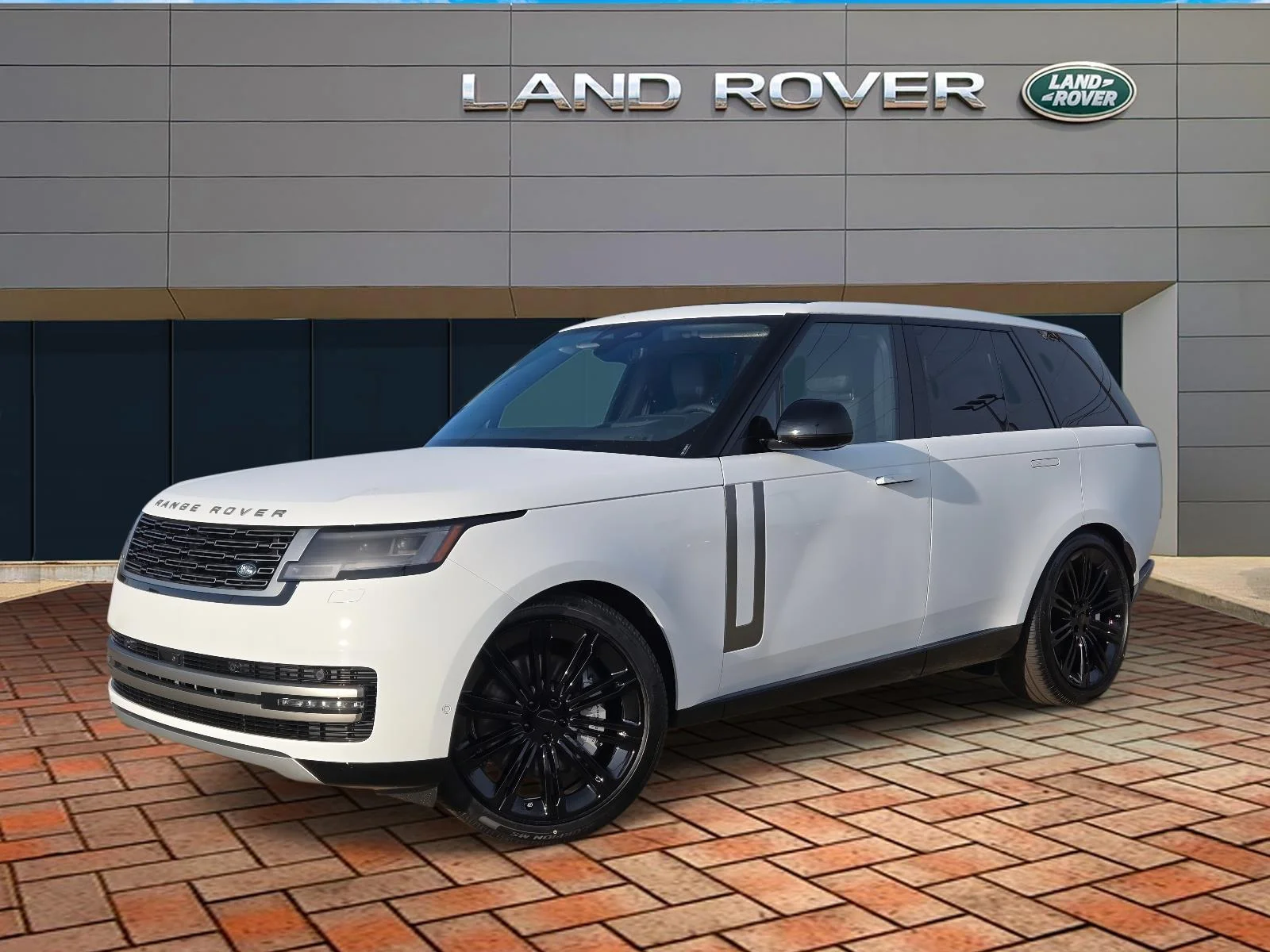 2026 Land Rover Range Rover 4.4 SE SWB's photo