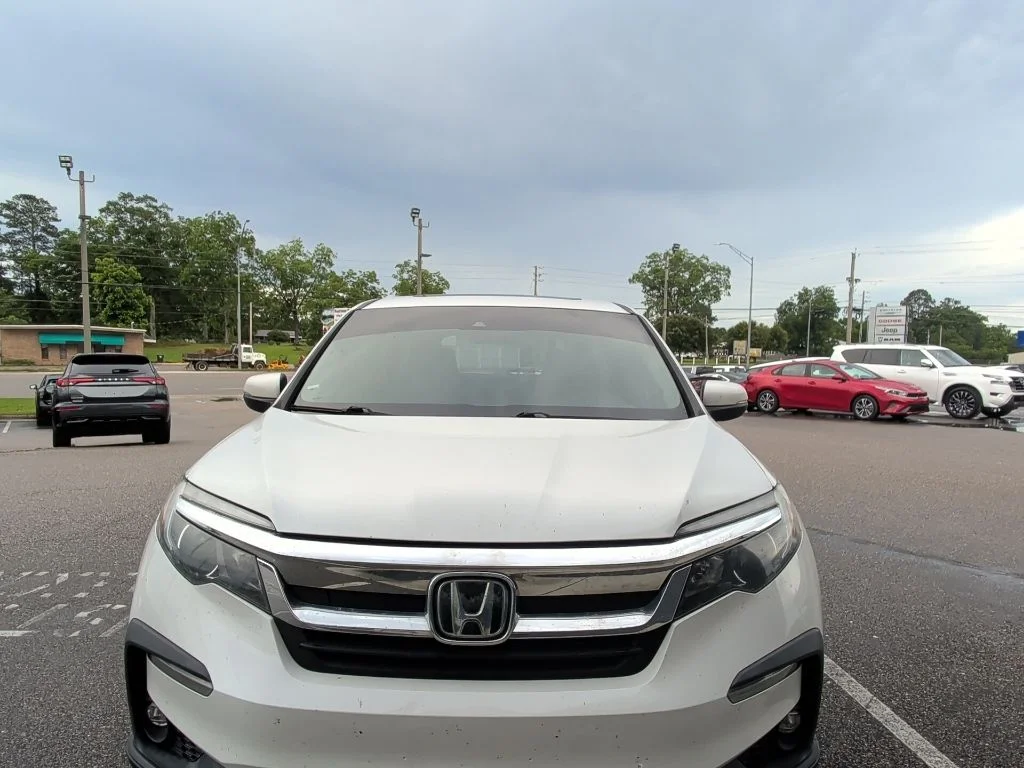 Used 2021 White Honda EX-L image 2
