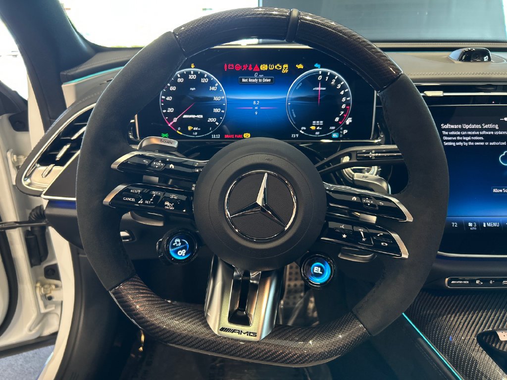 New 2027 MANUFAKTUR Moonlight White Magno Mercedes-Benz AMG® E 53 Hybrid Wagon image 17