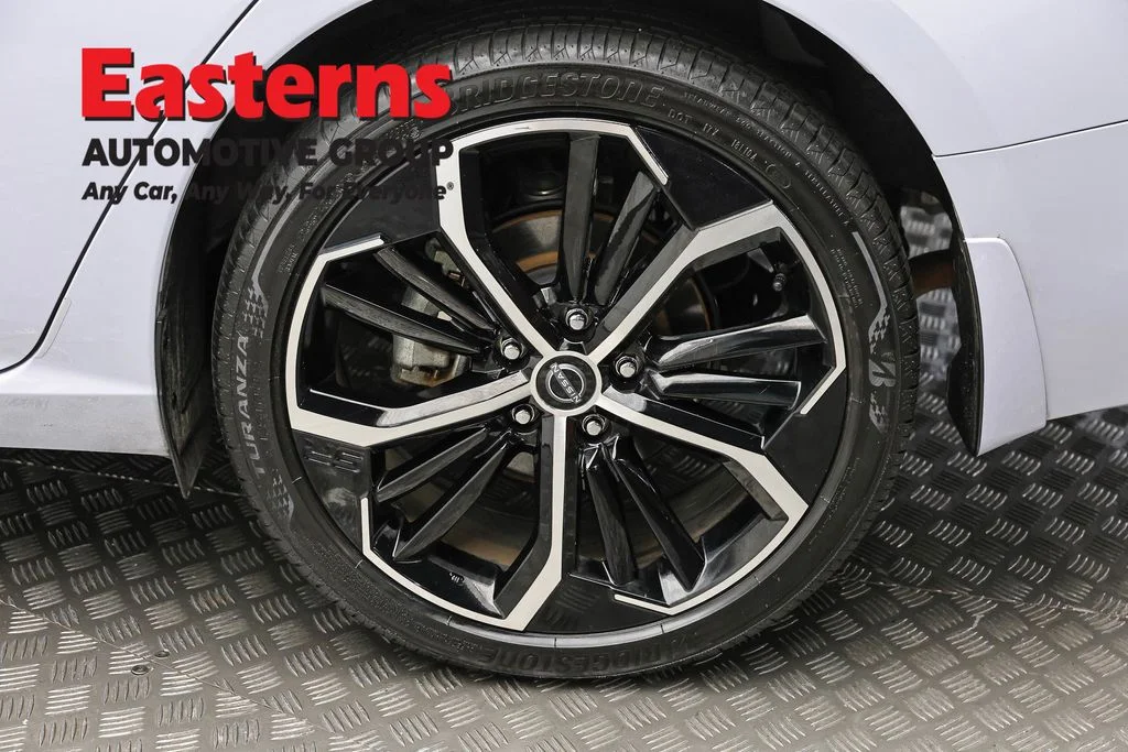 Used 2025 Gray Nissan 2.5 SR image 8