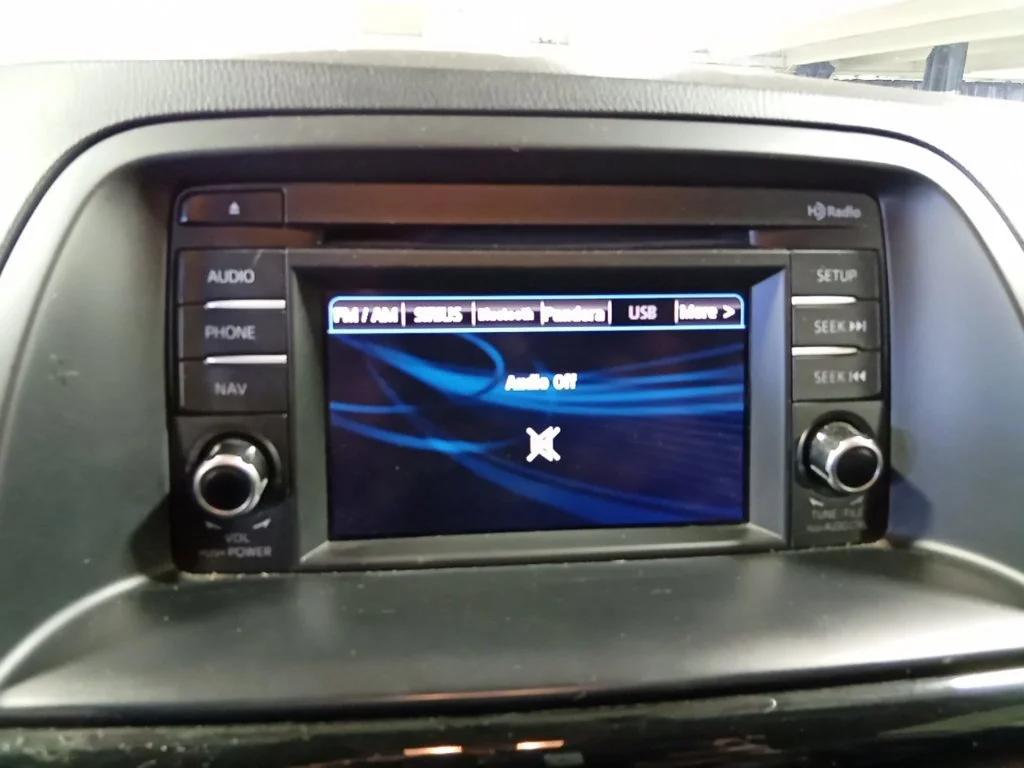 Used 2014 Soul Red Metallic Mazda Grand Touring image 18
