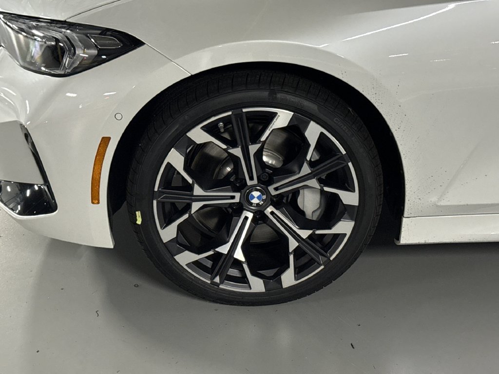 New 2026 White BMW 330i xDrive image 10
