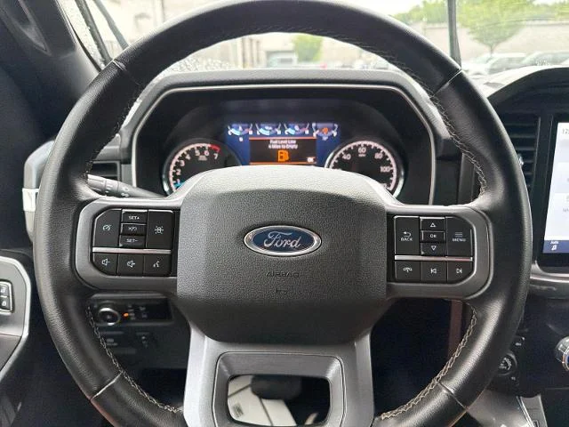Certified Used 2023 Oxford White Ford  image 18