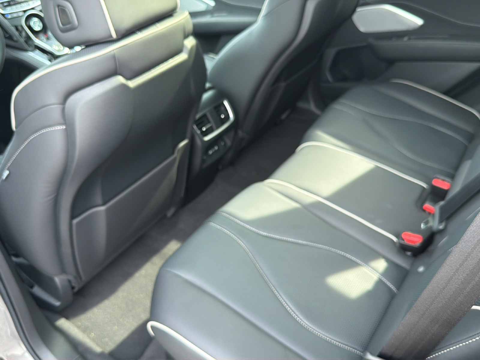 Used 2024 Carbon Metallic Acura Advance Package image 34