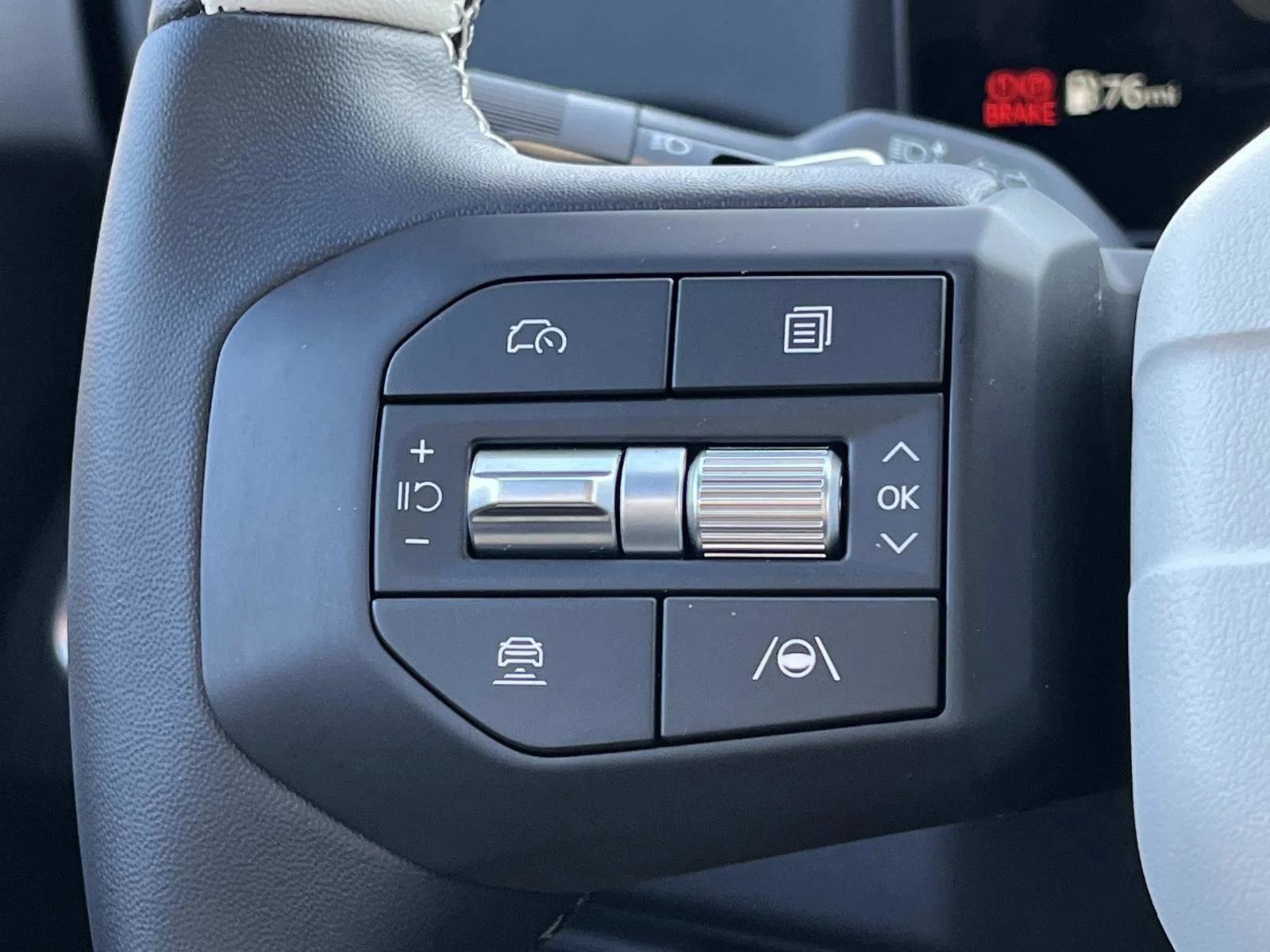 New 2025 Currant Red Kia GT-Line Turbo image 30
