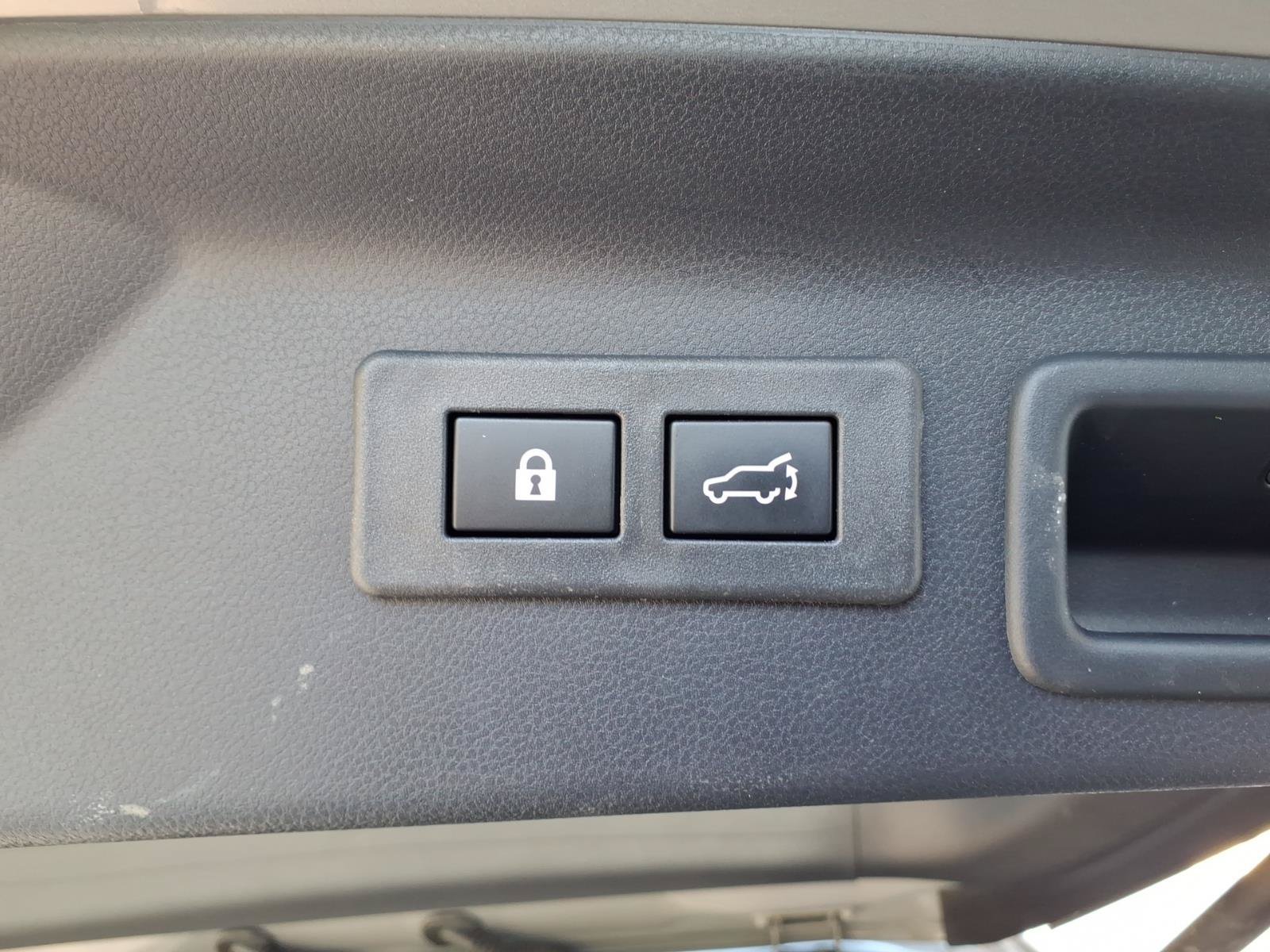 Used 2026 River Rock Pearl Subaru Premium image 15