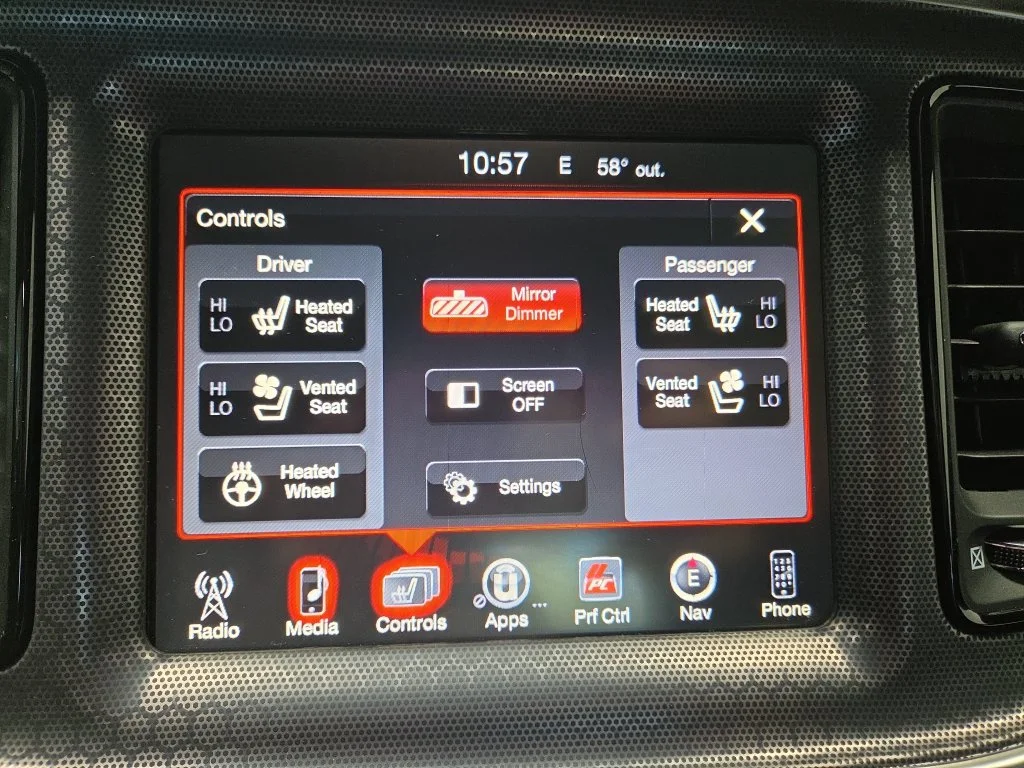 Used 2015 Blue Dodge R/T Scat Pack image 36