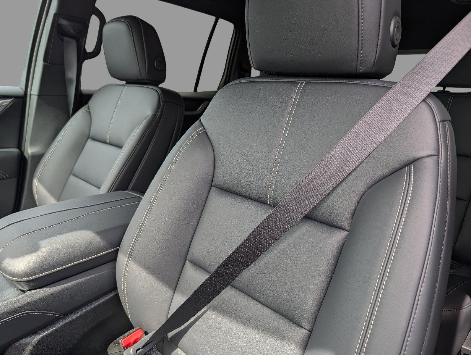 New 2027 Sterling Metallic GMC Elevation image 12