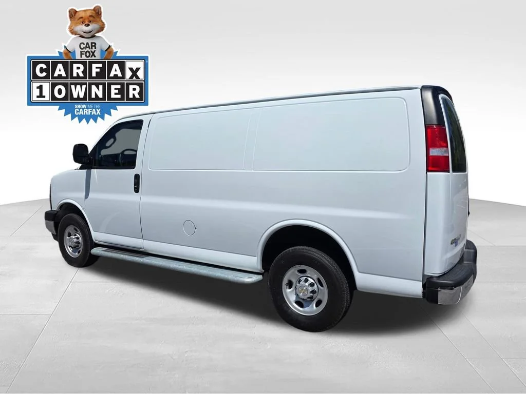 Used 2024 Summit White Chevrolet WT image 5