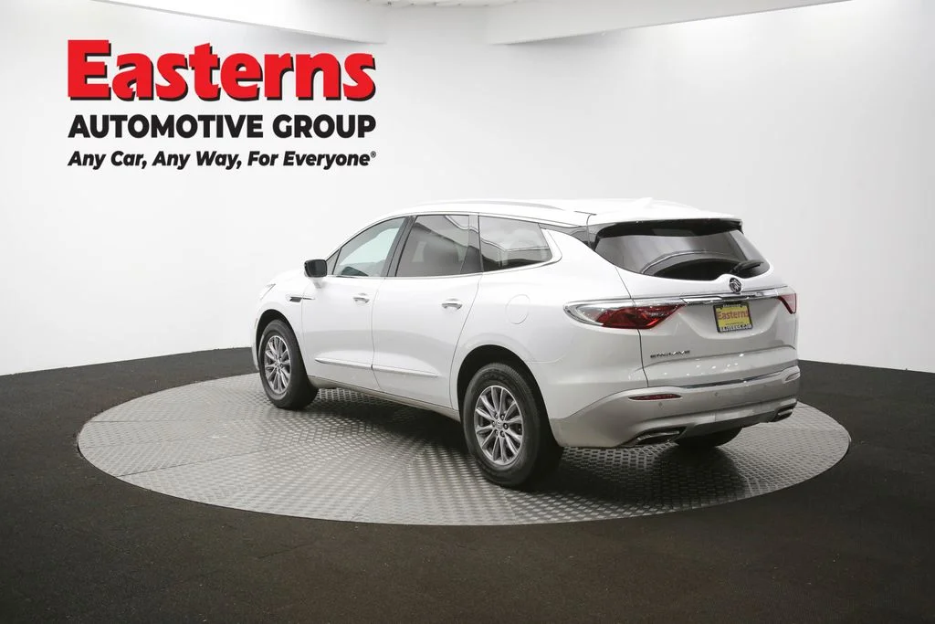 Used 2024 White Buick Premium Group image 37
