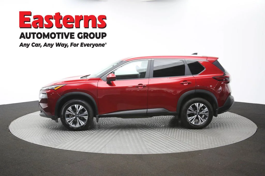 Used 2023 Red Nissan SV image 62
