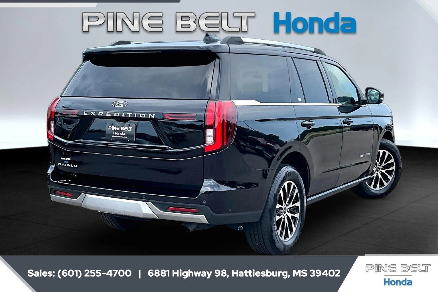 Used 2025 Agate Black Ford Platinum image 11