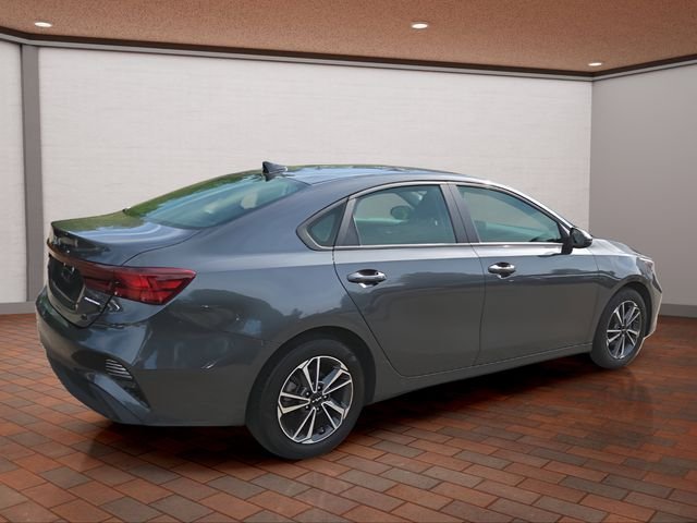 Used 2024 Gray Kia LXS image 3