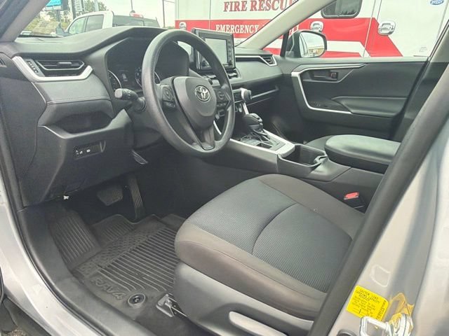 Used 2022 Silver Sky Metallic Toyota LE image 19