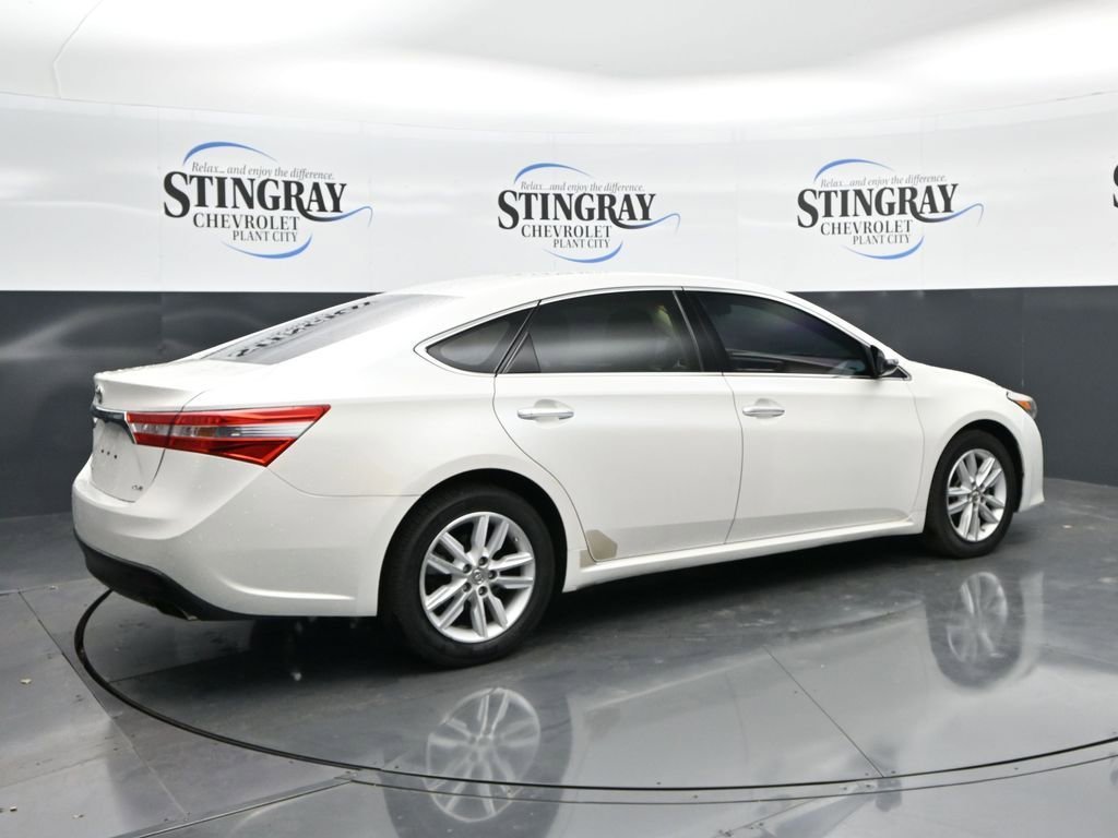 Used 2014 White Toyota Limited image 7