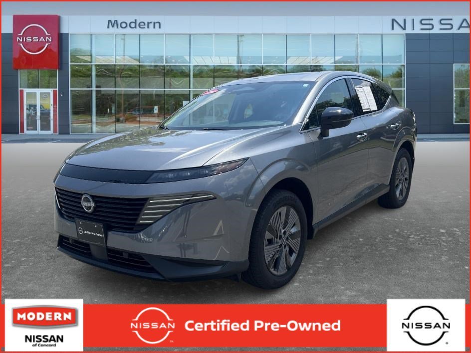 Certified Used 2025 Gun Metallic Nissan SL image 1