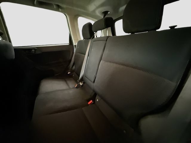 Used 2014  Subaru 2.5i Premium image 25