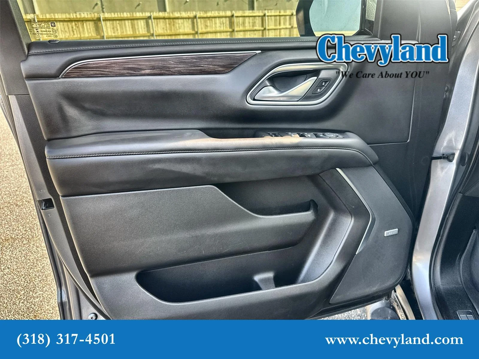 Used 2021 SATIN STEEL METALLIC Chevrolet Z71 image 22
