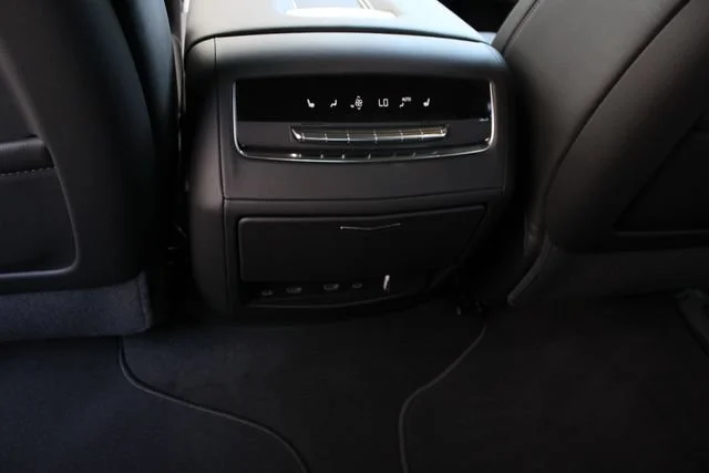 2026 Cadillac Escalade Platinum Sport - Photo 29
