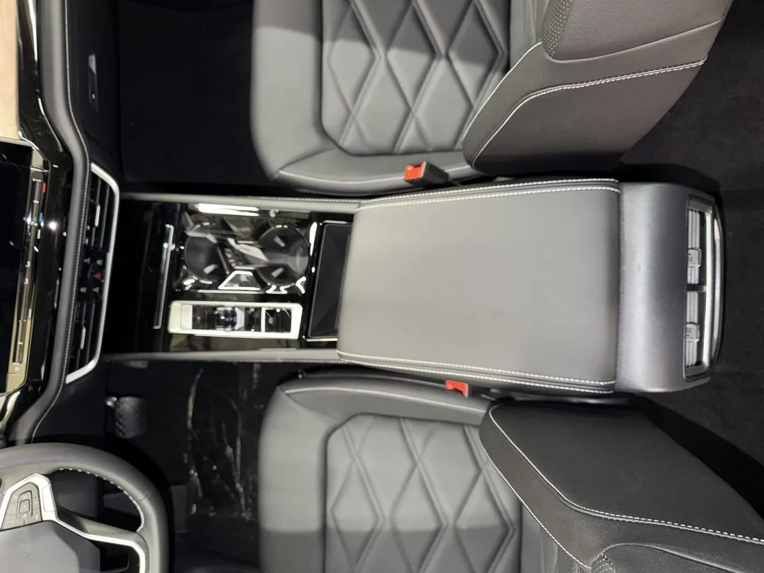 New 2026 Pure Gray Volkswagen 2.0T SE w/Technology image 23