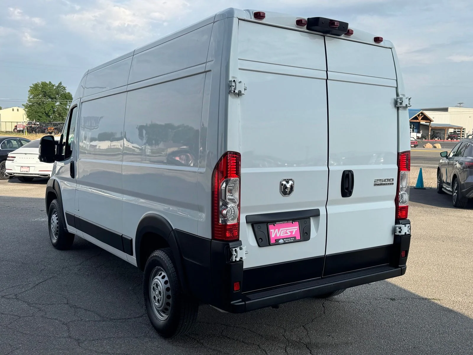 Used 2024 White Ram High Roof image 9