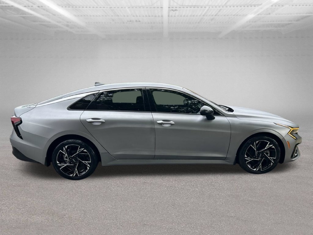 Used 2025 Gray Kia GT-Line image 9