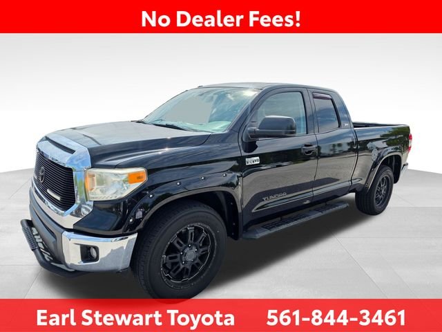 Used 2015 Black Toyota SR5 image 5