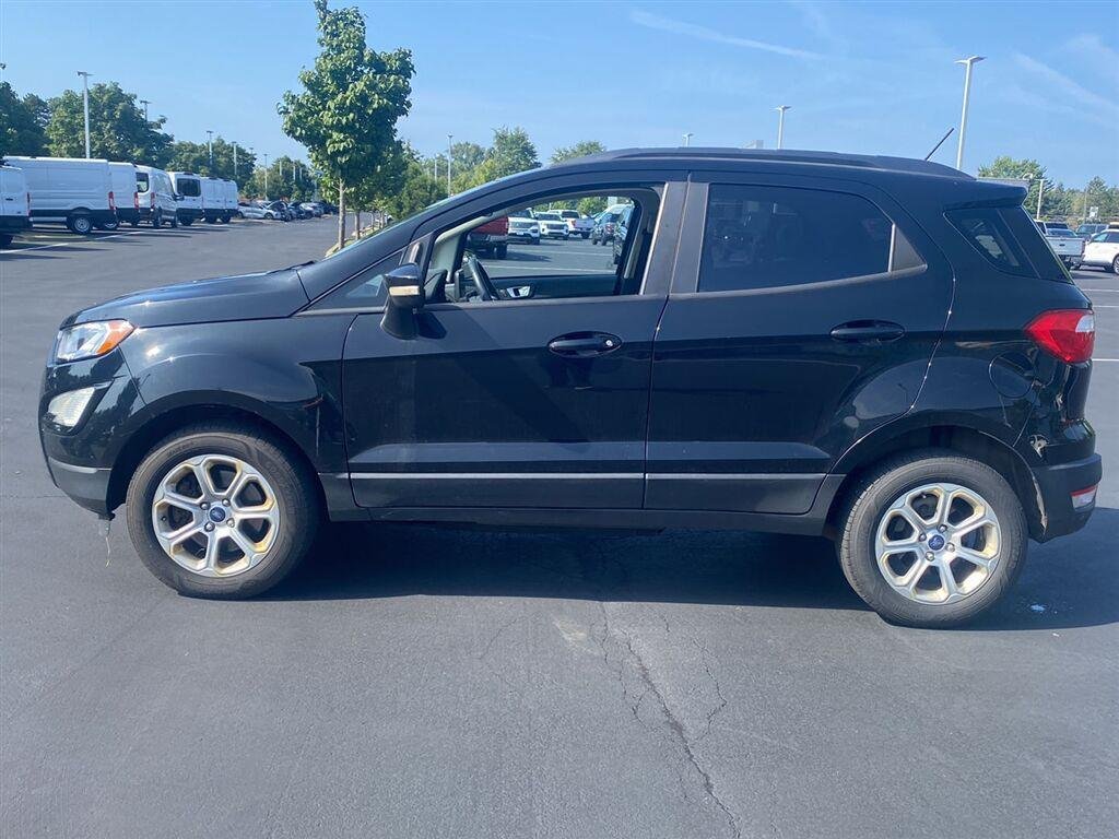 Used 2019 Shadow Black Ford SE image 8