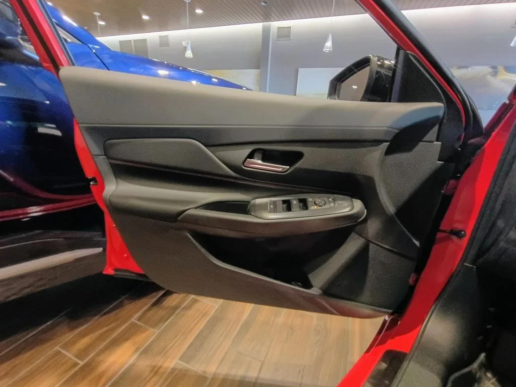 New 2026 Energetic Ember / Super Black Two-tone Nissan SR image 21